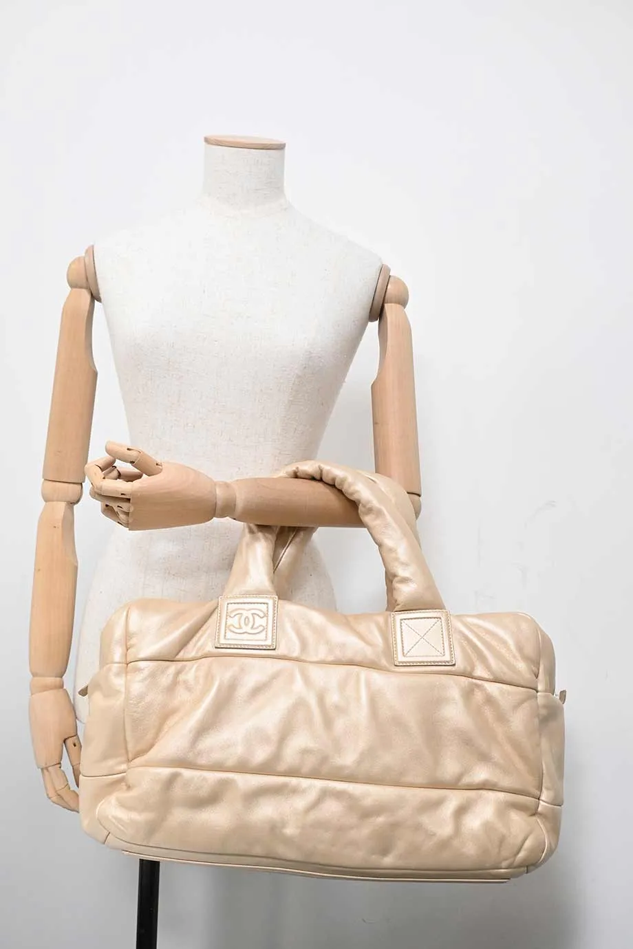 [WB7433] Chanel | Top Handle Bag