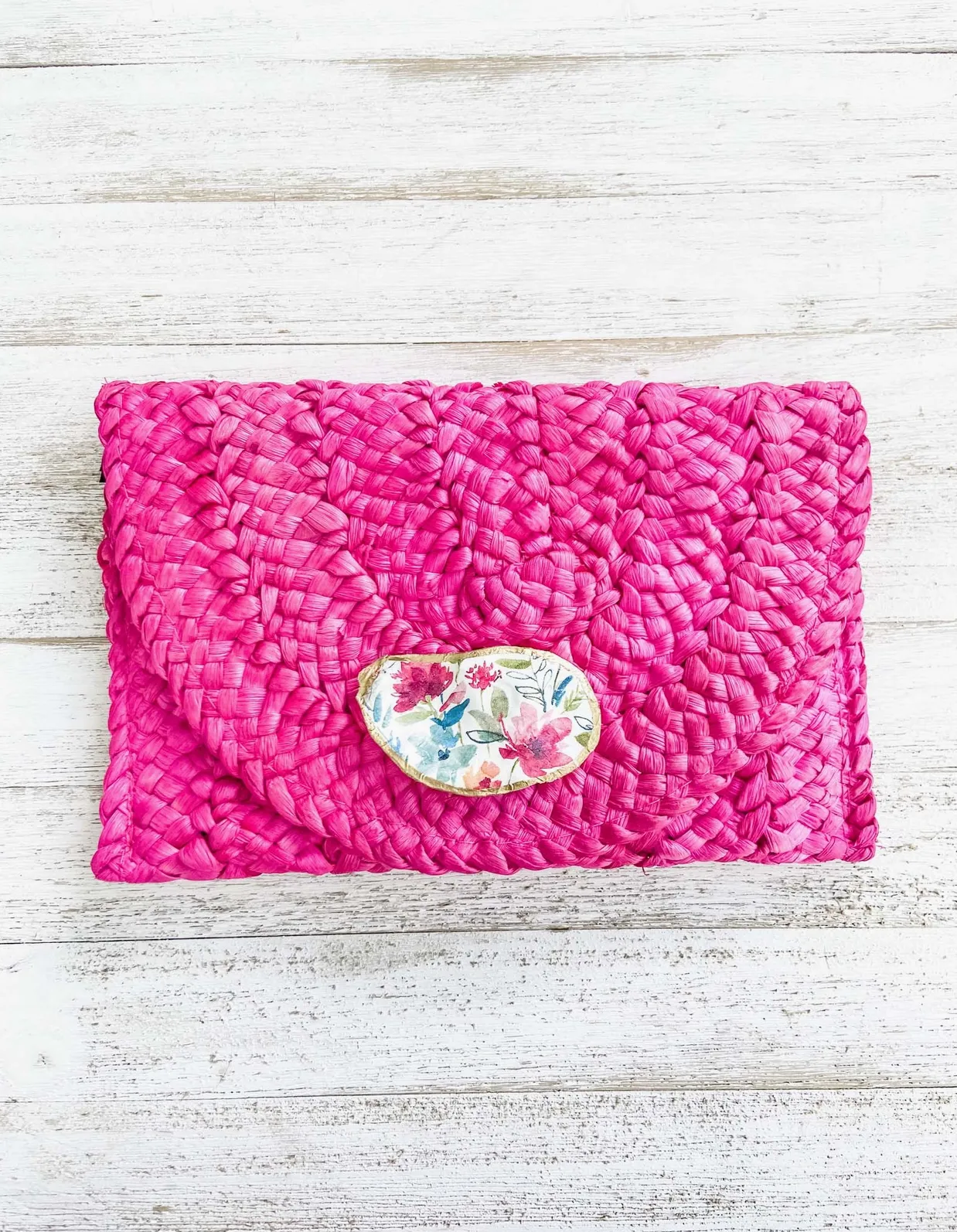 Wildflower Oyster Shell Clutch