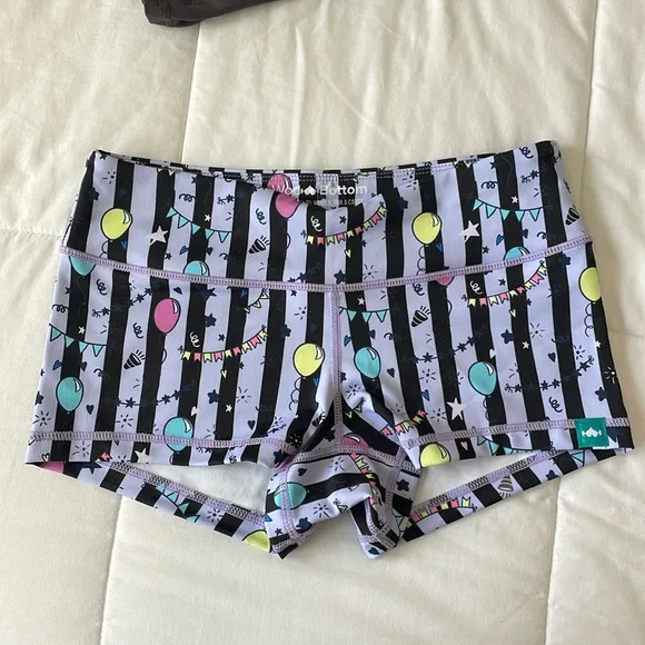 Wodbottom patterned party compression workout shorts