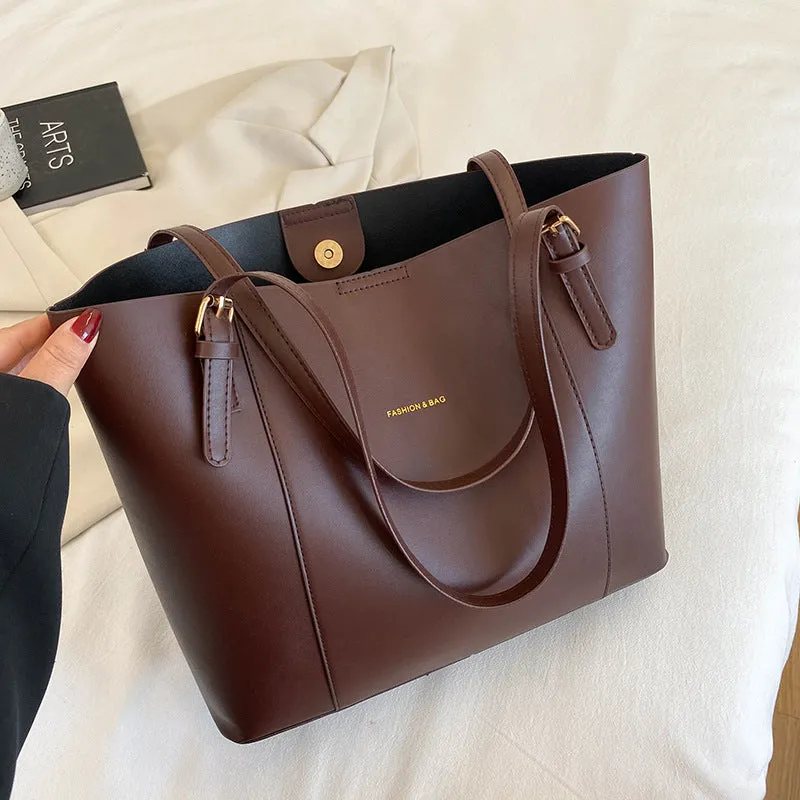 Women's Simple Elegant Commuter Western Style Large Shoulder Bags
